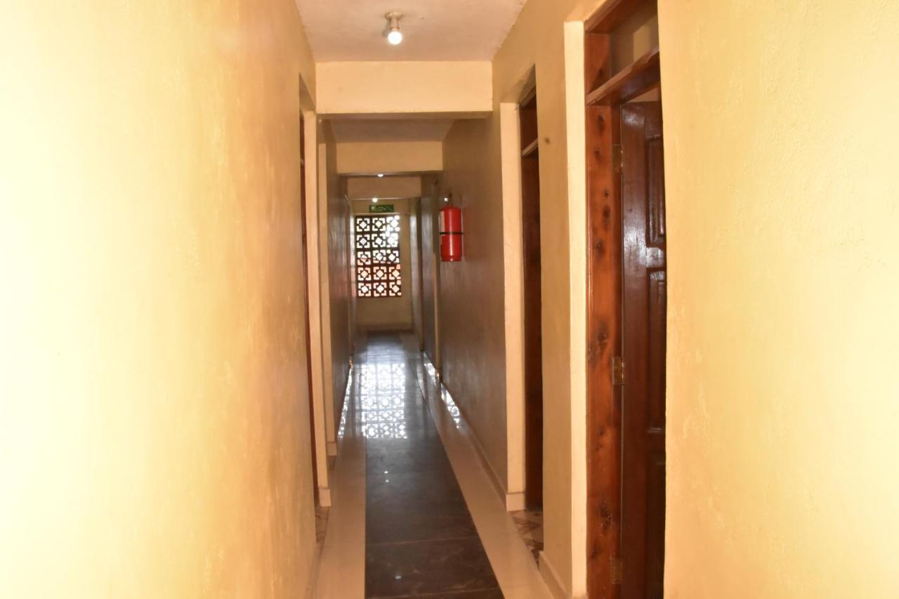 Viriko Boarding House Hotel Mombasa Eksteriør billede