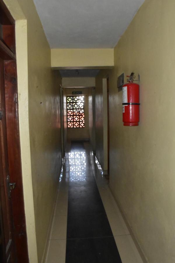 Viriko Boarding House Hotel Mombasa Eksteriør billede