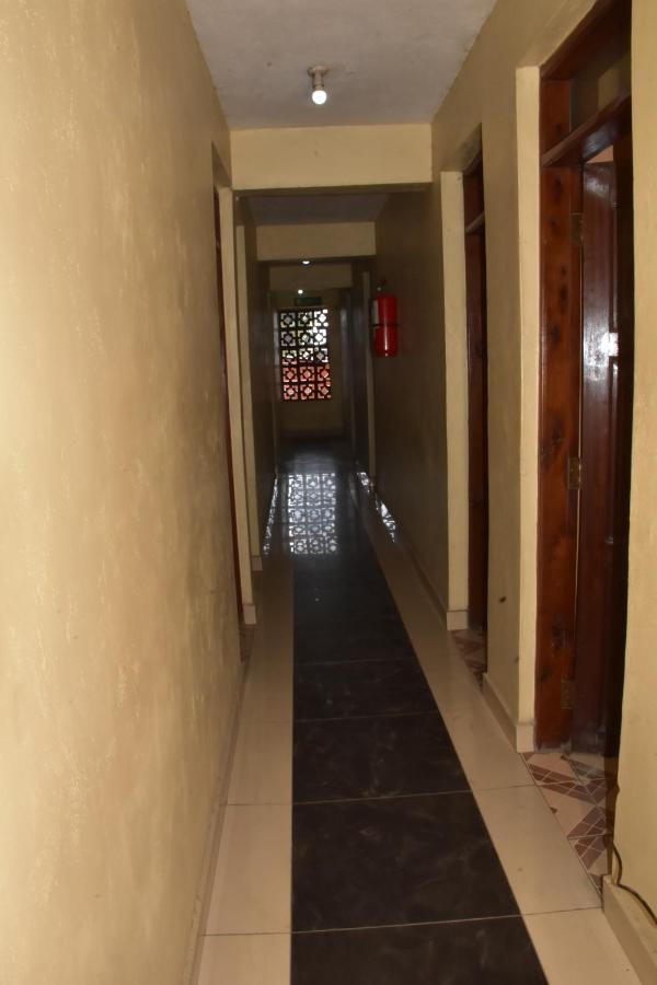 Viriko Boarding House Hotel Mombasa Eksteriør billede