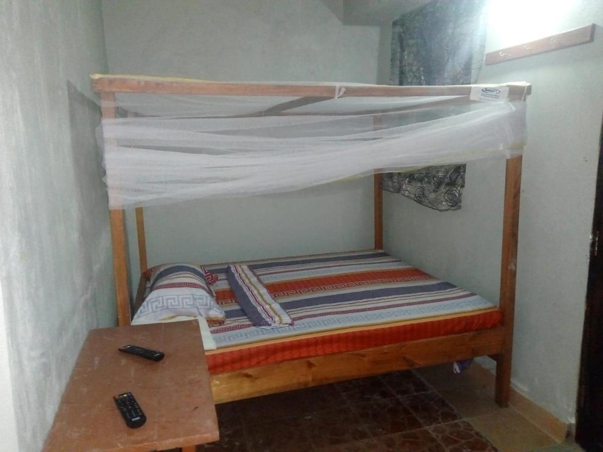 Viriko Boarding House Hotel Mombasa Eksteriør billede