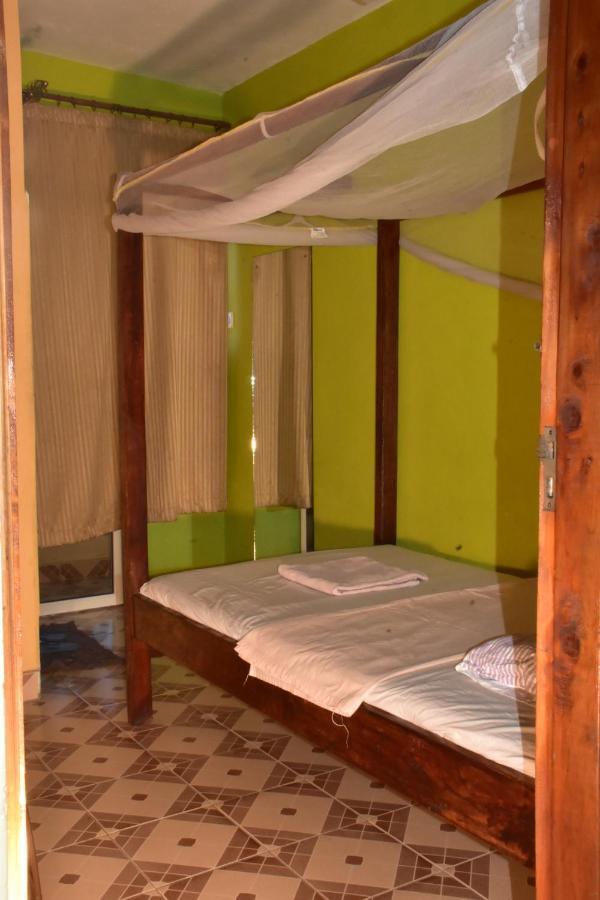 Viriko Boarding House Hotel Mombasa Eksteriør billede